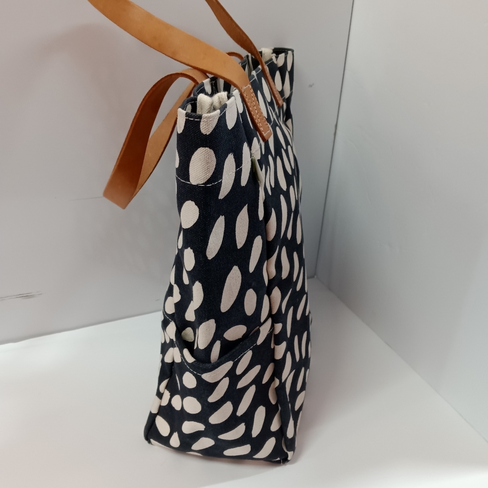See Design/Donna Gorman Spotted Cheetah City Tote - Picture 6 of 14